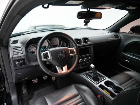 Used 2013 Dodge Challenger R/T Plus RWD image 25