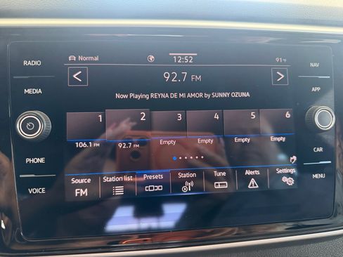 Used 2023 Volkswagen Atlas Cross Sport SEL Premium R-Line AWD/4WD image 15