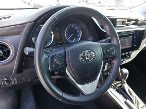 Used 2019 Toyota Corolla SE image 17