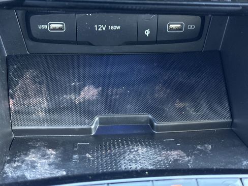 Used 2022 Hyundai Tucson Limited image 32