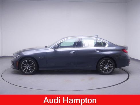 Used 2022 BMW 330e xDrive w/ Convenience Package AWD/4WD image 11