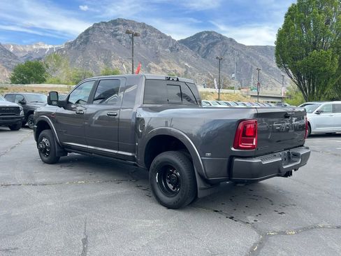 Used 2025 RAM 3500 Laramie AWD/4WD image 12