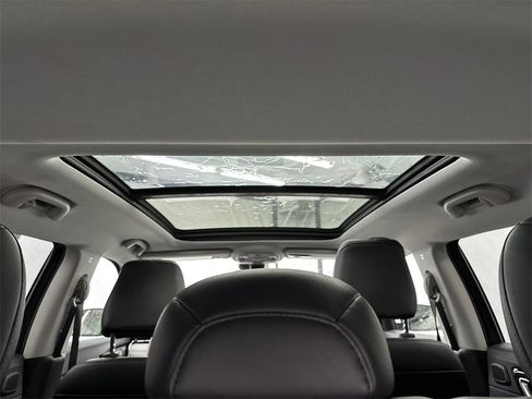 Used 2022 Jeep Compass Limited w/ Sun and Sound Group image 20