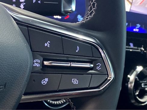 New 2025 Chevrolet Blazer EV LT image 17