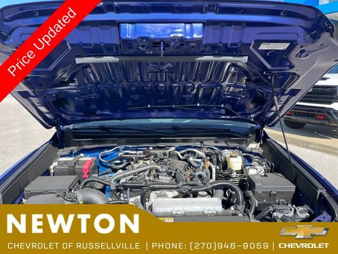 Used 2025 Toyota Tacoma SR5 AWD/4WD image 31