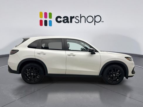 Used 2023 Honda HR-V Sport image 6