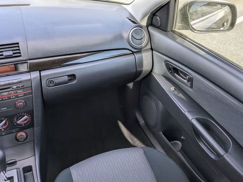 Used 2008 MAZDA MAZDA3 i Touring image 16