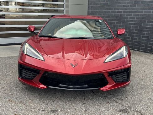Used 2025 Chevrolet Corvette Stingray Premium Cpe w/ 3LT RWD image 2