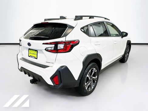 Certified 2024 Subaru Crosstrek 2.0i Premium image 5