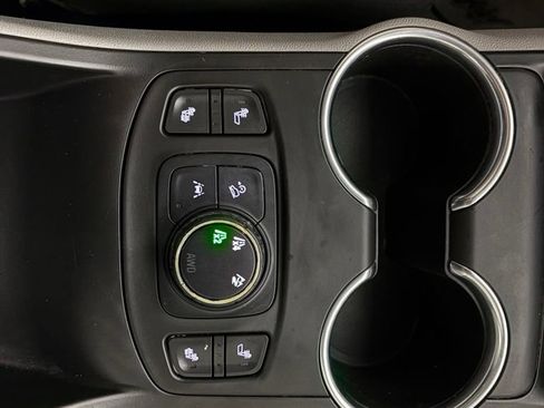 Used 2020 GMC Terrain SLT w/ Preferred Package AWD/4WD image 31
