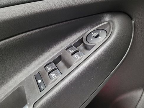 Used 2017 Ford Escape Titanium AWD/4WD image 27