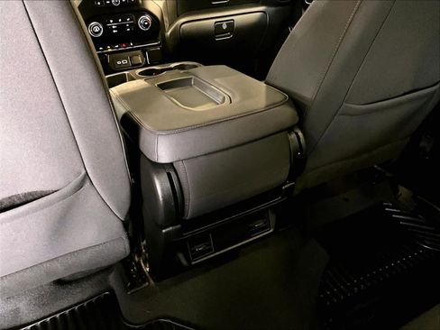 Used 2023 Chevrolet Silverado 1500 Custom image 28