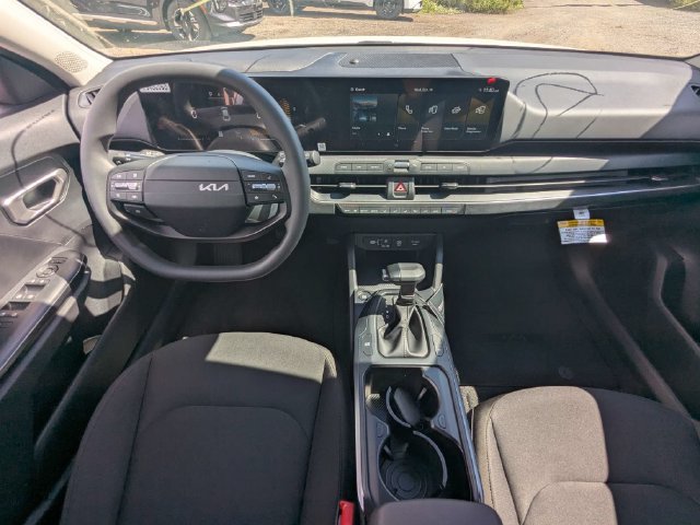New 2027 Kia K4 FWD image 15