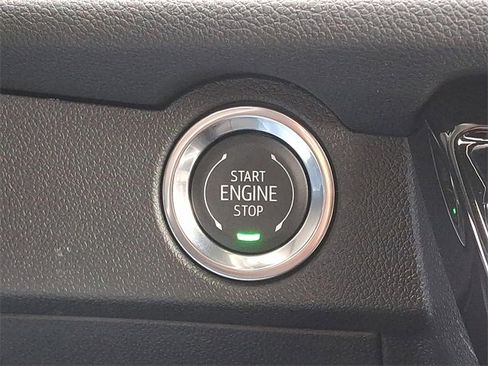 New 2026 Chevrolet Traverse LT image 16