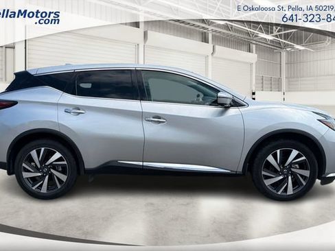 Used 2022 Nissan Murano SL w/ SL Moonroof Package AWD/4WD image 2