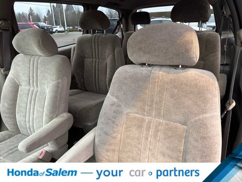 Used 2001 Toyota Sienna LE image 11