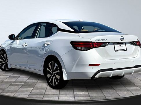 Used 2023 Nissan Sentra SV w/ SV Premium Package image 13