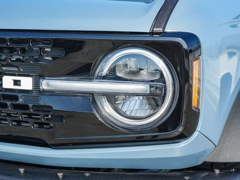 Used 2023 Ford Bronco Wildtrak image 5