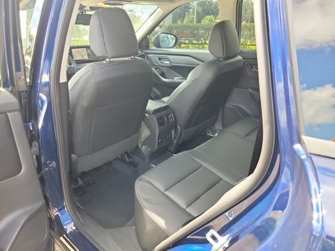Used 2024 Nissan Rogue SL w/ SL Premium Package FWD image 10