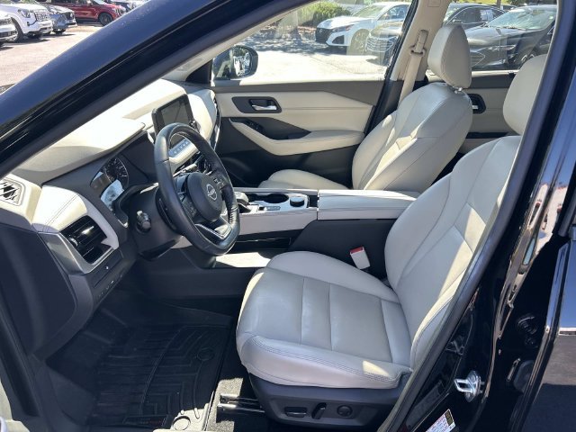 Used 2023 Nissan Rogue SL w/ SL Premium Package AWD/4WD image 22
