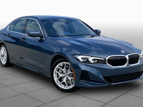 Used 2026 BMW 330i Sedan RWD image 2