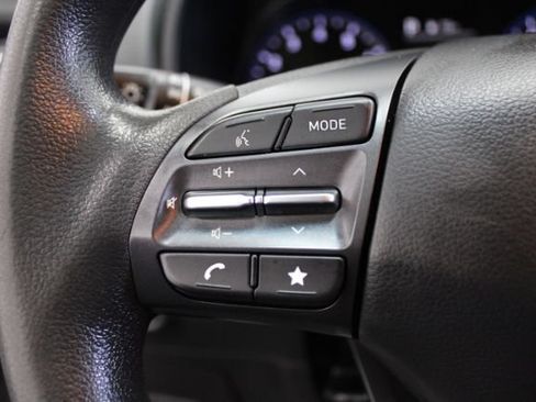 Used 2023 Hyundai Kona SE FWD image 16