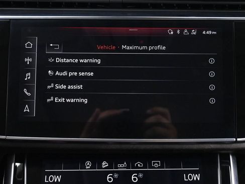 Used 2020 Audi Q8 Premium Plus w/ Premium Plus Package AWD/4WD image 32