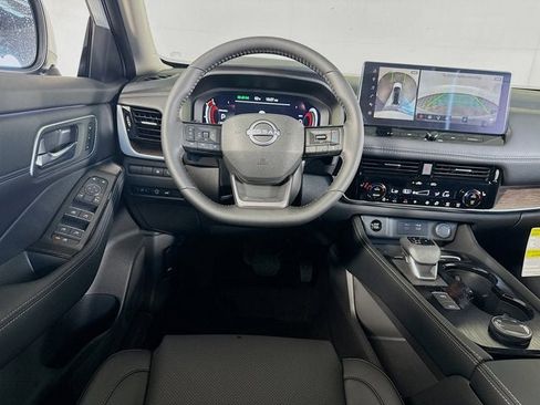 New 2026 Nissan Rogue Platinum w/ Platinum Premium Package image 25