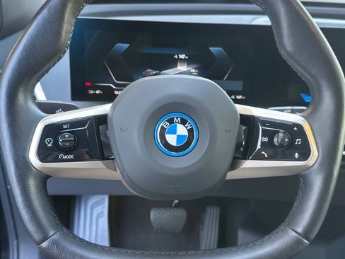 Used 2024 BMW iX xDrive50 w/ Sport Package AWD/4WD image 11