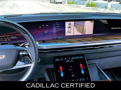 Certified 2025 Cadillac Escalade Sport Platinum AWD/4WD image 8