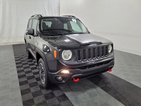 Used 2017 Jeep Renegade Trailhawk image 13