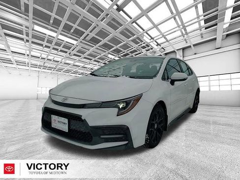 Used 2022 Toyota Corolla SE image 8