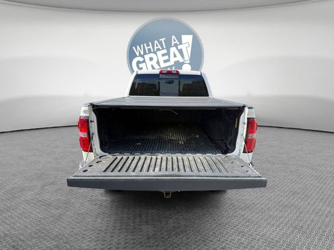 Used 2015 GMC Sierra 1500 SLT w/ SLT Crew Cab Value Package image 24