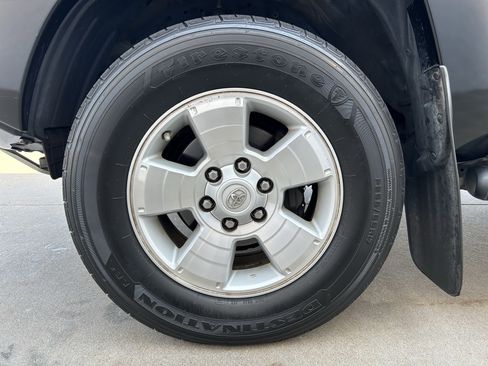 Used 2014 Toyota Tacoma 4x4 Double Cab w/ TRD Sport Package image 11