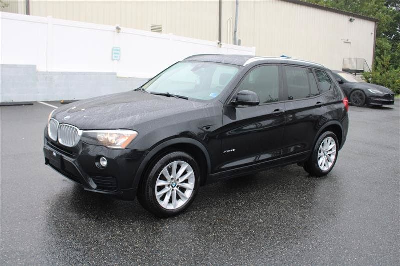Used 2017 BMW X3 xDrive28i AWD/4WD image 3