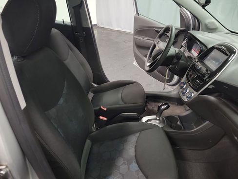 Used 2017 Chevrolet Spark LT image 21