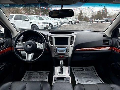 Used 2011 Subaru Outback 3.6R Limited image 29
