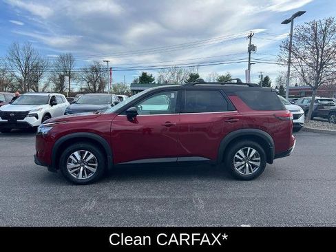 Certified 2022 Nissan Pathfinder SL AWD/4WD image 12