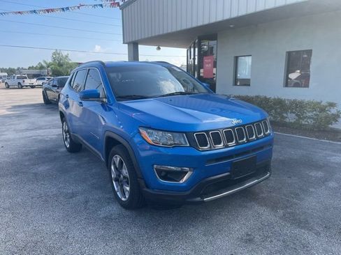 Used 2020 Jeep Compass Limited AWD/4WD image 2