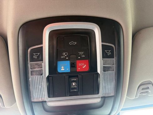 Used 2024 RAM 2500 Laramie w/ Safety Group AWD/4WD image 32