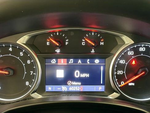 Certified 2022 GMC Terrain SLT w/ Infotainment Package II image 11