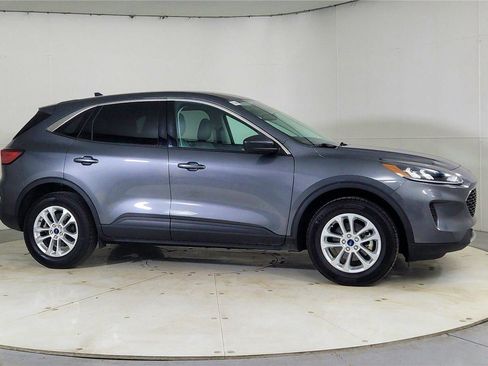 Used 2022 Ford Escape SE w/ Convenience Package image 8