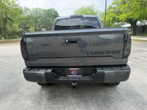Used 2016 Toyota Tundra SR5 w/ SR5 Upgrade Package AWD/4WD image 6