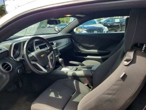 Used 2015 Chevrolet Camaro LT w/ 1LT Preferred Package RWD image 12