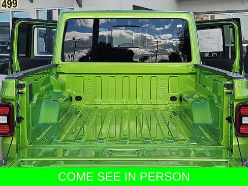 New 2025 Jeep Gladiator Mojave w/ Convenience Group image 12