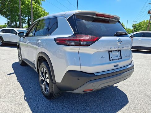 Used 2021 Nissan Rogue SV AWD/4WD image 5