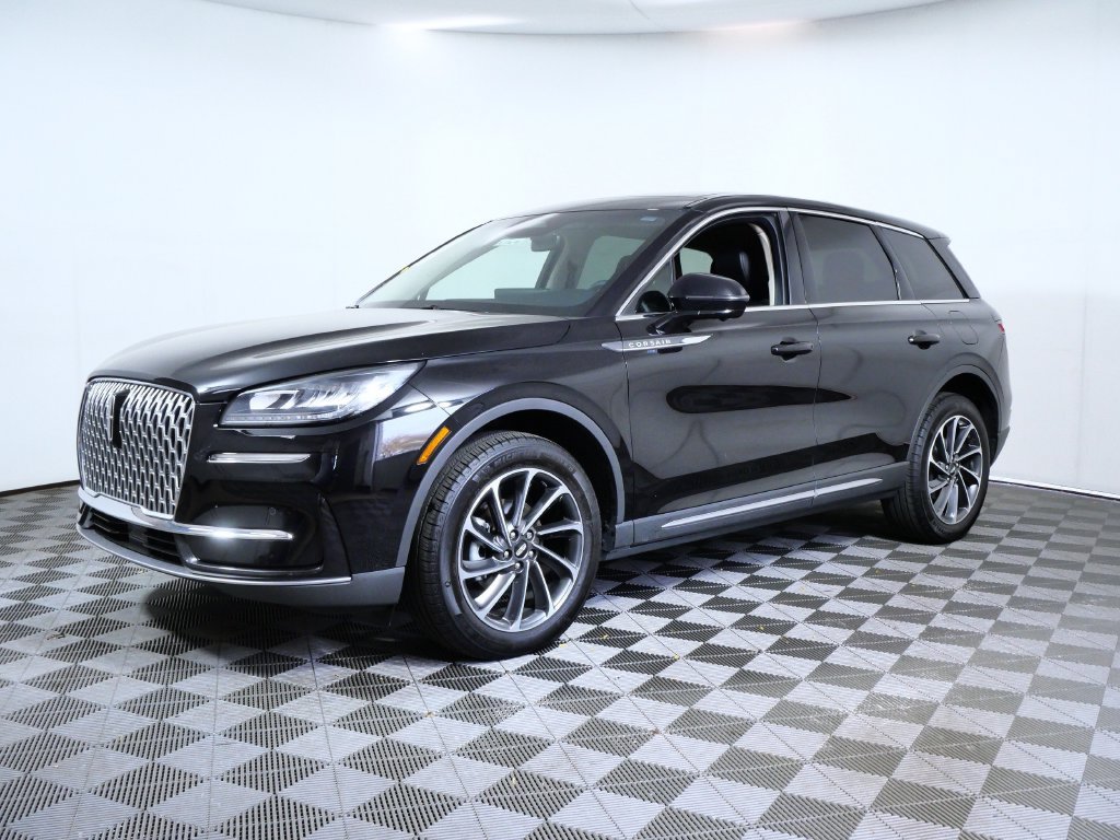 Certified 2023 Lincoln Corsair AWD w/ Equipment Group 101A image 2