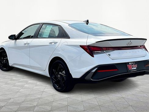 Used 2026 Hyundai Elantra Sport image 4