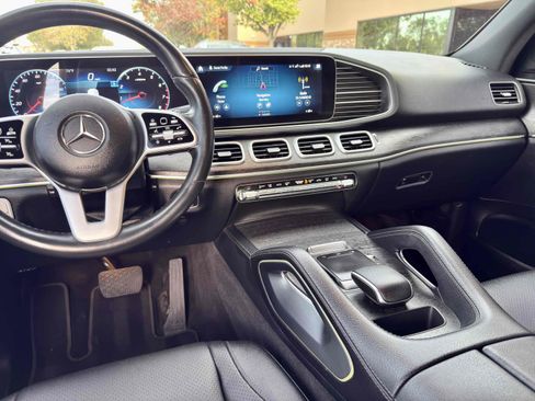 Used 2021 Mercedes-Benz GLE 350 4MATIC image 41