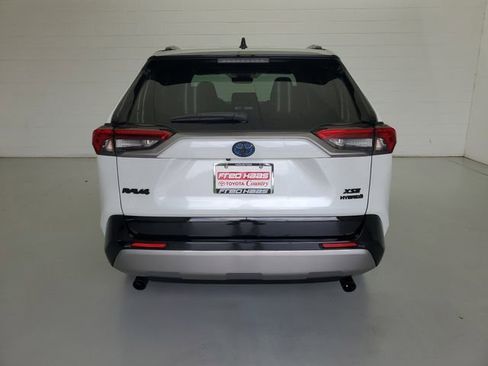 Used 2024 Toyota RAV4 XSE AWD/4WD image 6